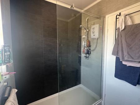 2 bedroom Terraced House to let in Kingsway, Kingsbury, Kingsbury, B78