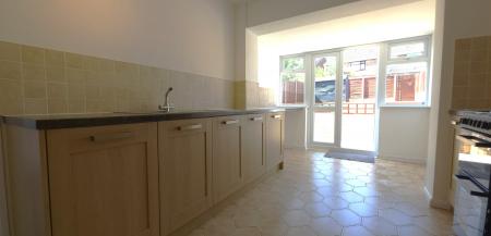 3 bedroom Semi-detached house to let in Wilnecote Lane, Tamworth, B77
