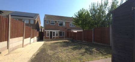 3 bedroom Semi-detached house to let in Wilnecote Lane, Tamworth, B77
