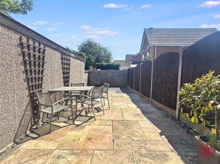 2 bedroom End of terrace house for sale in Campion Drive, Kettlebrook, Tamworth, B77