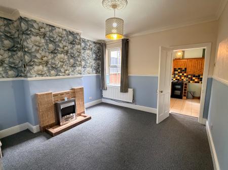 2 bedroom Terraced House to let in Ludgate, Tamworth, B79