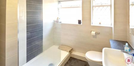 3 bedroom Detached house for sale in Cromwell Road, Tamworth, B79