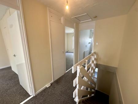 3 bedroom Terraced House to let in Chapelon, Tamworth, B77