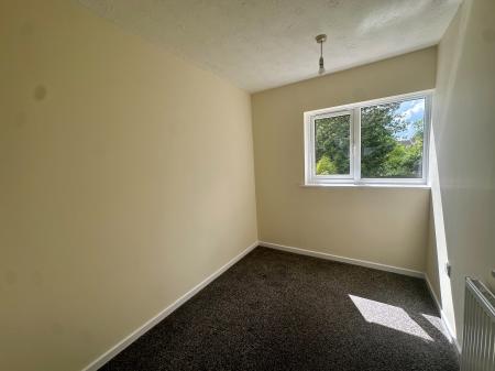 3 bedroom Terraced House to let in Chapelon, Tamworth, B77