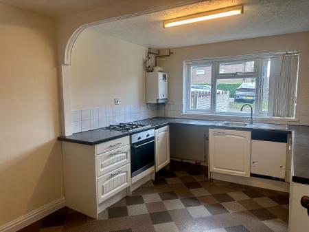 3 bedroom Terraced House to let in Chapelon, Tamworth, B77