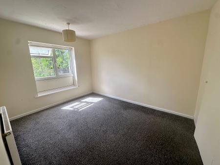 3 bedroom Terraced House to let in Chapelon, Tamworth, B77