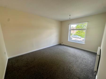 3 bedroom Terraced House to let in Chapelon, Tamworth, B77
