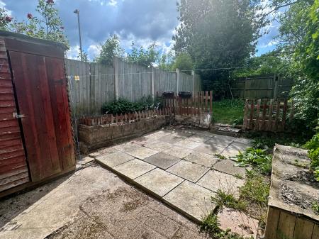 3 bedroom Terraced House to let in Chapelon, Tamworth, B77