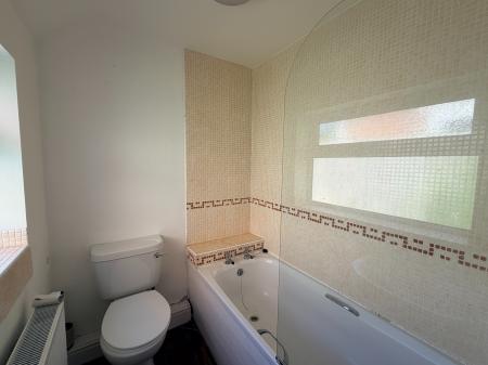 3 bedroom Terraced House to let in Amington Road, Amington, B77