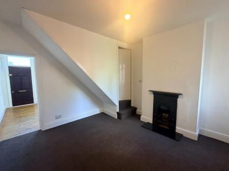 3 bedroom Terraced House to let in Amington Road, Amington, B77