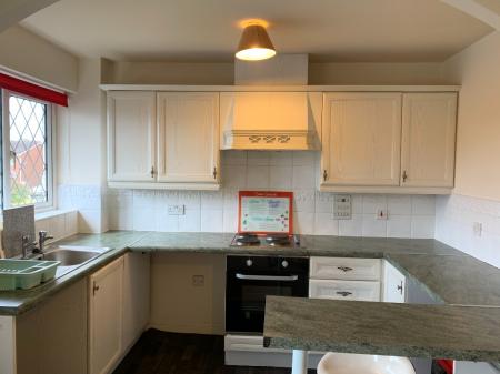 1 bedroom Flat to let in Exeter Drive, Tamworth, B79