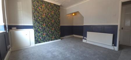 3 bedroom Terraced House to let in Cross Street, Kettlebrook, Tamworth, B77