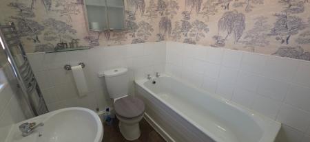 3 bedroom Terraced House to let in Cross Street, Kettlebrook, Tamworth, B77