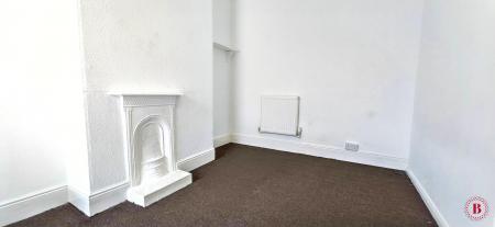 2 bedroom Terraced House for sale in Cross Street, Kettlebrook, Tamworth, B77