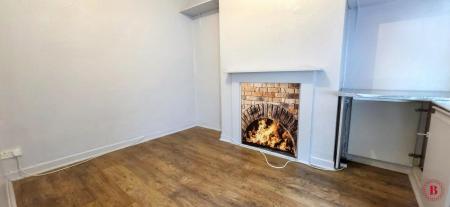 2 bedroom Terraced House for sale in Cross Street, Kettlebrook, Tamworth, B77