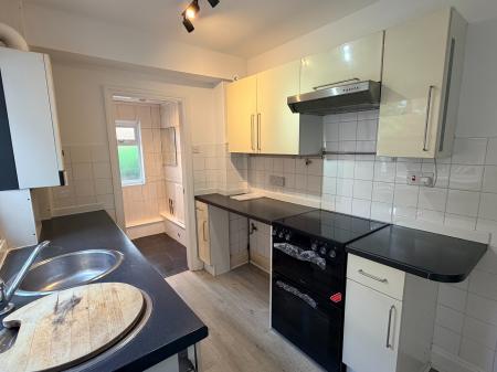 2 bedroom Terraced House to let in Smith Street, Wood End, Atherstone, CV9