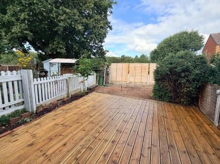 2 bedroom Terraced House to let in Smith Street, Wood End, Atherstone, CV9