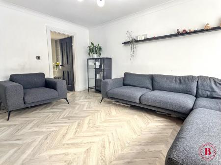 3 bedroom Detached house for sale in Manta Road, Dosthill, Tamworth, B77