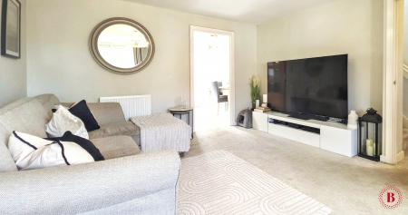 3 bedroom End of terrace house for sale in Meadow Way, Tamworth, B79