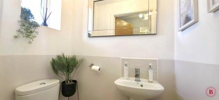 3 bedroom End of terrace house for sale in Meadow Way, Tamworth, B79
