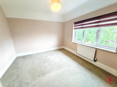 4 bedroom Detached house to let in Alstonefield Close, Amington, Tamworth, B77