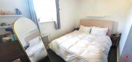 2 bedroom Apartment for sale in Tees Court, Wilnecote, Tamworth, B77