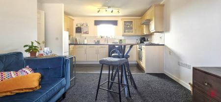 2 bedroom Apartment for sale in Tees Court, Wilnecote, Tamworth, B77