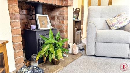 2 bedroom Semi-detached house for sale in Stud Farm Drive, Bonehill, Tamworth, B78