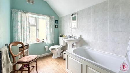 2 bedroom Semi-detached house for sale in Stud Farm Drive, Bonehill, Tamworth, B78
