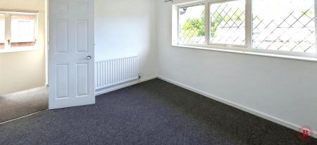 3 bedroom Semi-detached house for sale in Brook End, Fazeley, B78