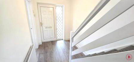 3 bedroom Semi-detached house for sale in Brook End, Fazeley, B78