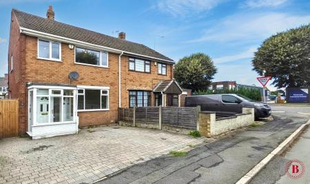 3 bedroom Semi-detached house for sale in Brook End, Fazeley, B78