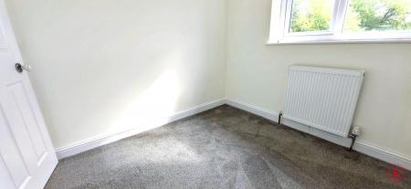 3 bedroom Semi-detached house for sale in Brook End, Fazeley, B78