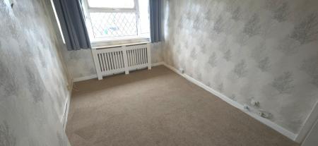 3 bedroom Semi-detached house to let in Castlehall, Tamworth, B77
