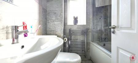 3 bedroom Semi-detached house for sale in Southwick Drive, Tamworth, B77