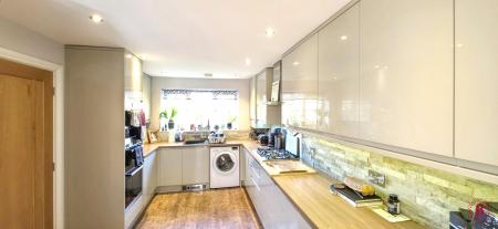 3 bedroom Semi-detached house for sale in Southwick Drive, Tamworth, B77
