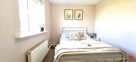 3 bedroom Semi-detached house for sale in Southwick Drive, Tamworth, B77