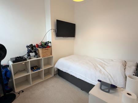 3 bedroom End of terrace house to let in Florendine Street, Amington, Tamworth, B77