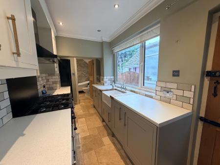 3 bedroom Terraced House to let in Park Street, Tamworth, B79