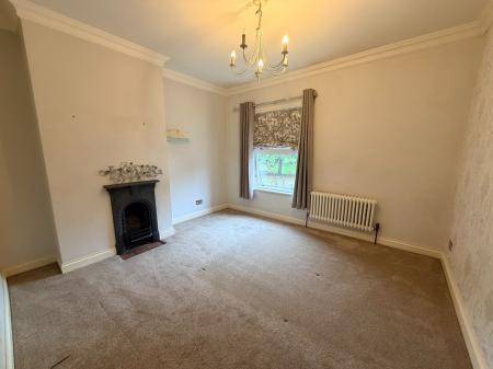 3 bedroom Terraced House to let in Park Street, Tamworth, B79