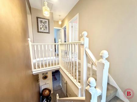 4 bedroom Detached house for sale in Tamworth Road, Kettlebrook, Tamworth, B77