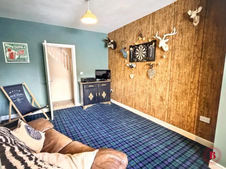 4 bedroom Detached house for sale in Tamworth Road, Kettlebrook, Tamworth, B77