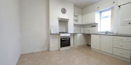 1 bedroom Flat to let in Glascote Road, Tamworth, B77