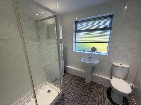 3 bedroom End of terrace house to let in Church View, Tamworth, B77