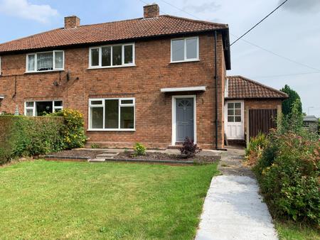 3 bedroom Semi-detached house to let in Coronation Avenue, Tamworth, B78