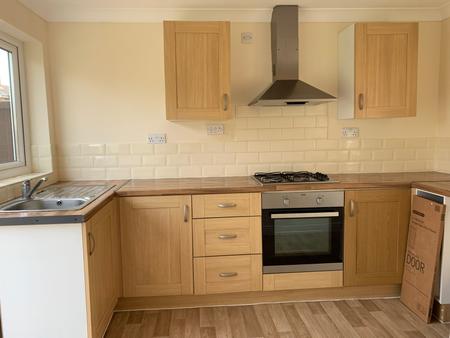 3 bedroom Semi-detached house to let in Coronation Avenue, Tamworth, B78