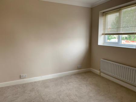 3 bedroom Semi-detached house to let in Coronation Avenue, Tamworth, B78