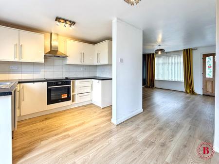 3 bedroom Semi-detached house for sale in Chaytor Road, Polesworth, B78