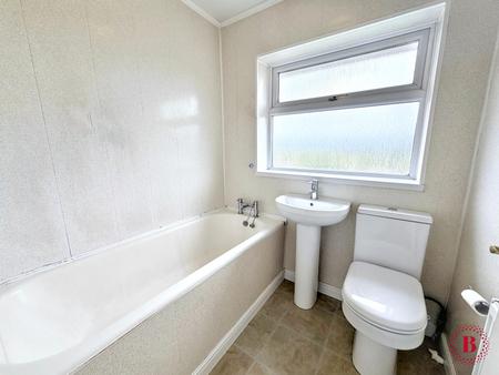 3 bedroom Semi-detached house for sale in Chaytor Road, Polesworth, B78