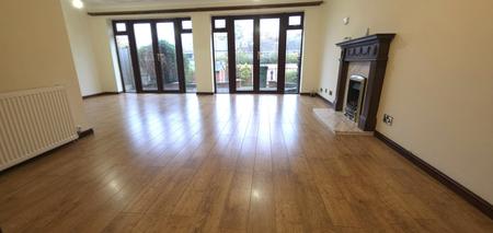 3 bedroom Detached house to let in Treasure Close, Tamworth, B77